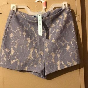 Shorts size small new